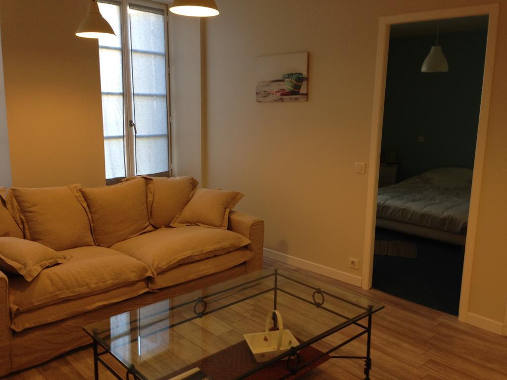 Appartements D'Hotes Santa Giulia Niort Szoba fotó