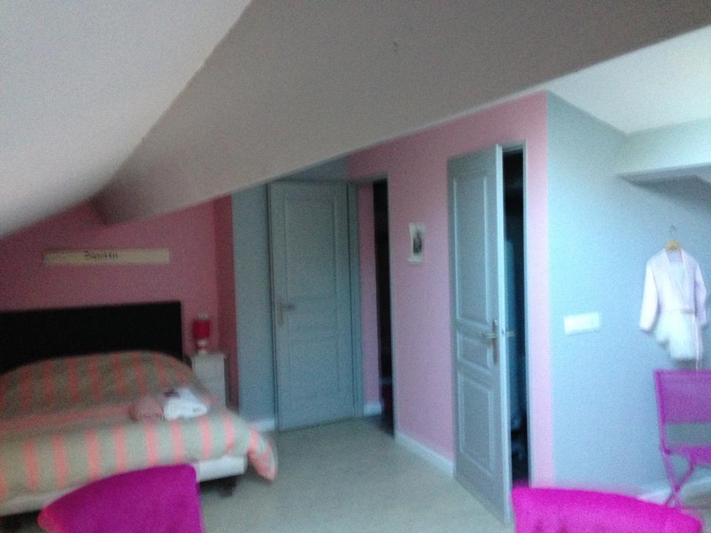 Appartements D'Hotes Santa Giulia Niort Szoba fotó