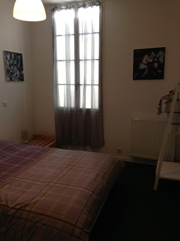 Appartements D'Hotes Santa Giulia Niort Szoba fotó