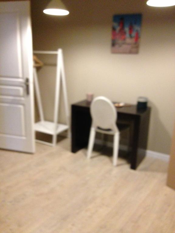 Appartements D'Hotes Santa Giulia Niort Szoba fotó